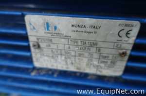 2000 Litre Stainless Steel Vertical Sodium Hydroxide Tank with Pump in Bund