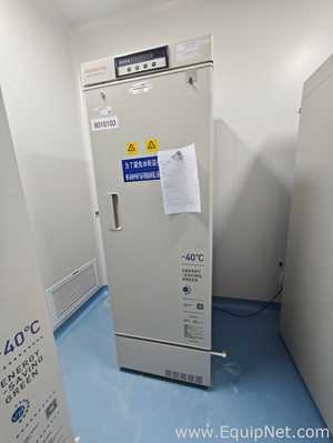Congelador Alphavita MDF-U349VH