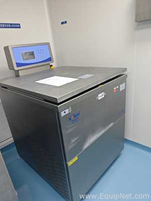 Shanghai Luxiangyi Centrifuge Instrument Co., Ltd. DL-8M High Capacity Centrifuge Machine