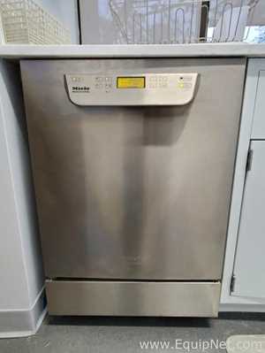 Miele PG 8061 Commercial Grade Dishwasher
