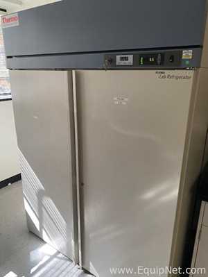 Thermo Forma Scientific FRGL5004A21 Double Refrigerator