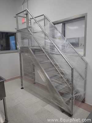 Escalera De 7 Niveles De Acero Inoxidable