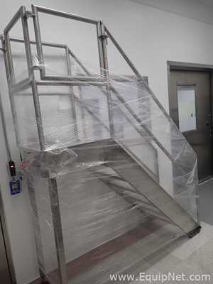 Escalera De 7 Niveles De Acero Inoxidable