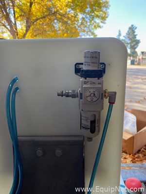 Prensa Neumática Para Jabones  de Baño EZ Way