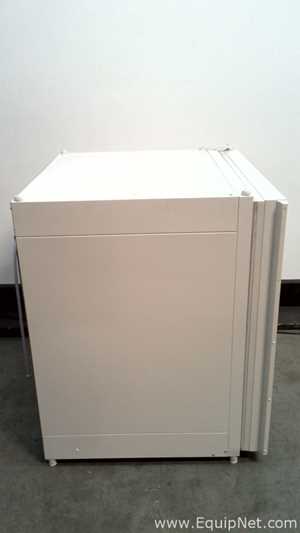 Incubadora Thermo Scientific HERAcell 240i