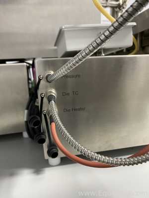 Sistema Extrusor De Doble Tornillo Thermo Scientific Pharma 11 Con Molino Granulador