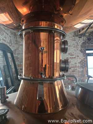 Equipo para elaboración y destilación de cerveza Bridgetown Brew Systems 225 Gallon 2 Plate Reflux single batch Distillation Unit.  225 Galones
