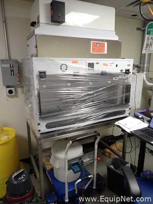 Flow Sciences FSCQ03158 Fume and Flow Hood