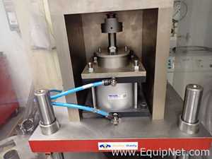 PH Hydraulics OGF-20 Hydraulic Press Capacity 20 Tons with Neslab HX-150 Chiller