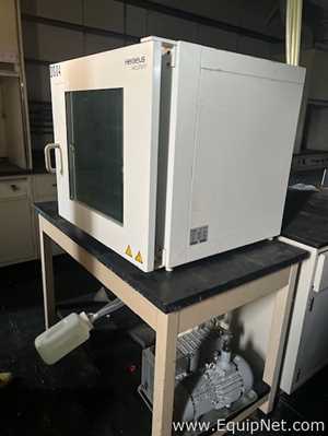 Thermo Electron Corporation Heraeus Vacutherm VT 6130 P Vacuum Oven