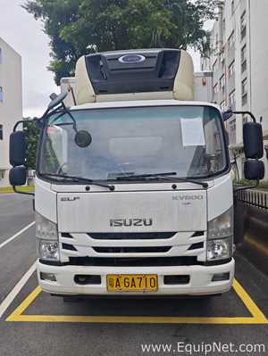 Caminhão Isuzu NA