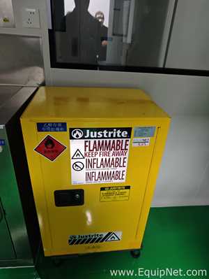 Armário de Armazenamento para Inflamáveis JustRite Requisitos de Ar 45 L