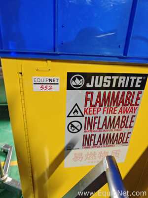 Armário de Armazenamento para Inflamáveis JustRite Requisitos de Ar 114 L