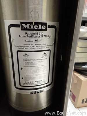 Lavadora e Secador de Vidraria Miele G 7883 CD