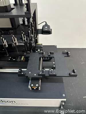 Empilhadora e Manipuladora de MicroPlaca Hudson Robotics CPM0