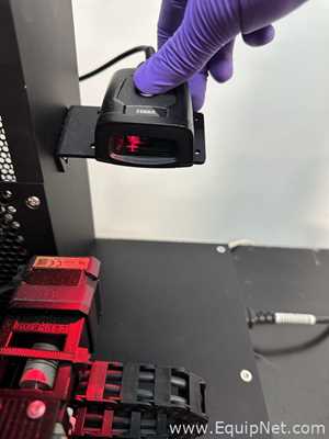 Empilhadora e Manipuladora de MicroPlaca Hudson Robotics CPM0
