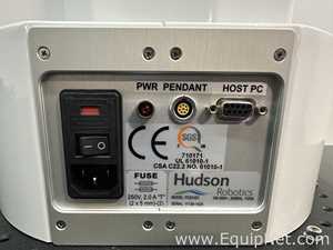 Empilhadora e Manipuladora de MicroPlaca Hudson Robotics CPM0
