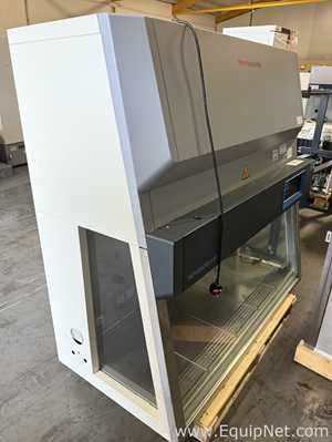 Cabine de Segurança Biológica Thermo Scientific Herasafe 2030i 1.5