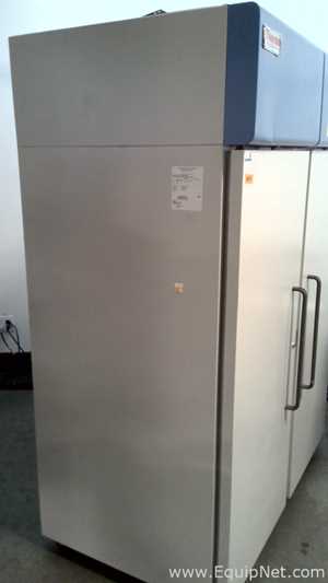 Thermo Fisher Scientific REL5004A Revco Double Solid Door Refrigerator