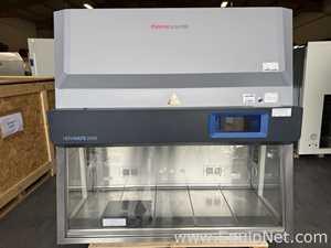Cabine de Segurança Biológica Thermo Scientific Herasafe 2030i 1.5