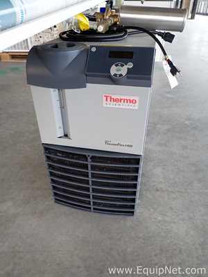 Thermo Scientific Neslab ThermoFlex 1400 Recirculating Chiller