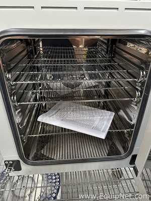 Binder FD 56 Drying and Heating Oven