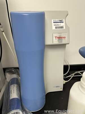 Wasseraufreinigungs- und Destillationssystem Thermo Scientific Barnstead GenPure UV-TOC xCAD