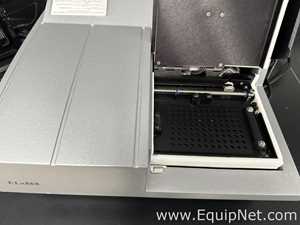 Leitor de MicroPlaca BioTek Instruments ELx808IUCR