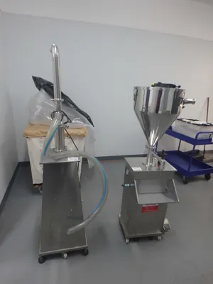 Guangzhou Lianmeng Machinery Equipment Co LM GT 150ML Manual Filler