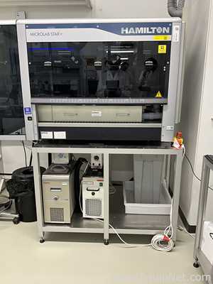 Manipulador de Líquidos Hamilton Company Microlab Starlet