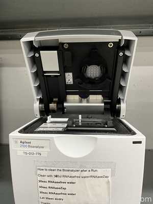 Analysegerät Agilent Technologies 2100 Bioanalyzer