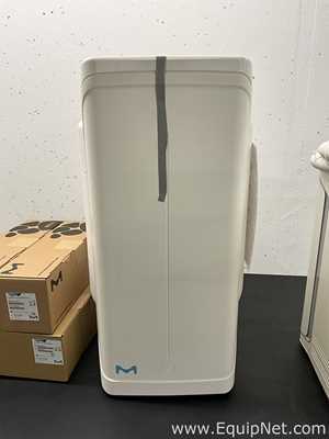 Sistema de Purificação e Destilação de Água Millipore Milli-Q IQ 7005
