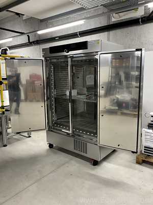 Incubadora Memmert GmbH Co.Kg ICH750