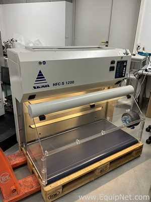 Capela de Exaustão e Fluxo Laminar Skan AG HFC-S 1200