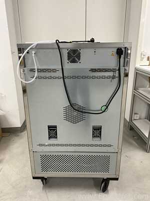 Incubadora Memmert GmbH Co.Kg ICH110Leco. Sem Uso