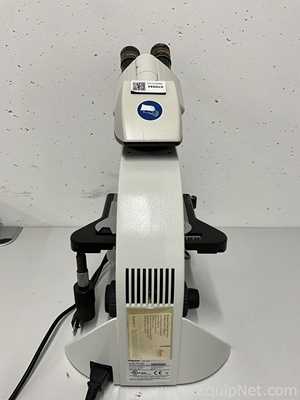 Leica DM1000 Optical Microscope