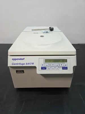 lote de  3 Centrífuga para Laboratórios Eppendorf 