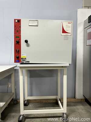 Binder FED 115 Laboratory Oven