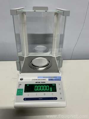 Mettler Toledo NewClassic MF High Precision Laboratory Analytical Balance