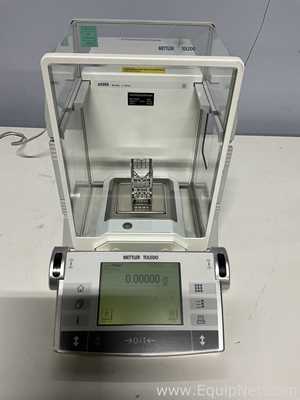 Mettler Toledo AX205 High Precision Laboratory Analytical Balance