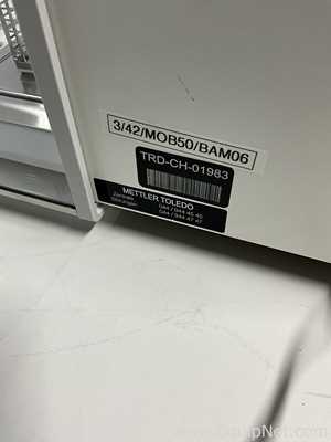 Mettler Toledo AX205 High Precision Laboratory Analytical Balance
