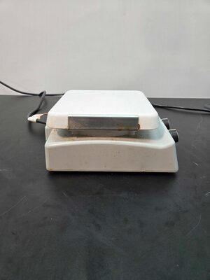 Lot of 2 Fisher Scientific Stirring Hotplates