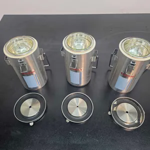 lote de  3 Equipamento de Apoio Criogênico Thermo Scientific ThernoFlask 2122