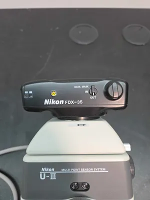 Microscópio Nikon 