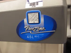 Labconco FreeZone 4.5L -50C 700401000 Benchtop Freeze Dryer with Vacuum Pump