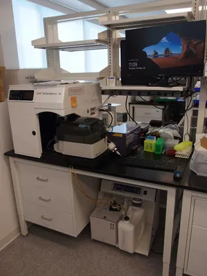 BD FACSymphony A1 Flow Cytometer with BD HTS and FACSFlow Supply System