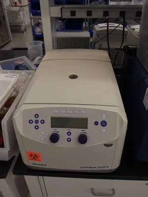 Eppendorf 5430 R Refrigerated Benchtop Centrifuge