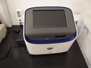 Invitrogen Countess II AMQAX1000 Automated Cell Counter with Slides and Accessories