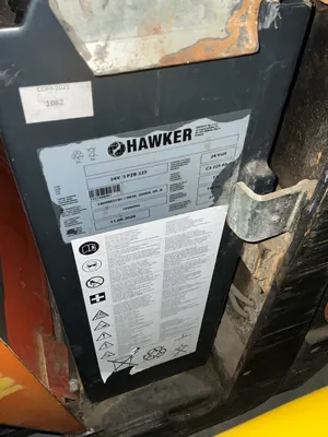 Toyota BT Staxio LPE200/6 Pallet Jack With Hawker Battery