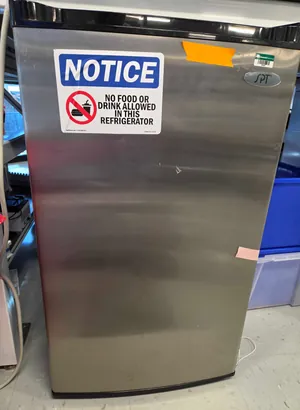 Supentown SPT Upright Refrigerator